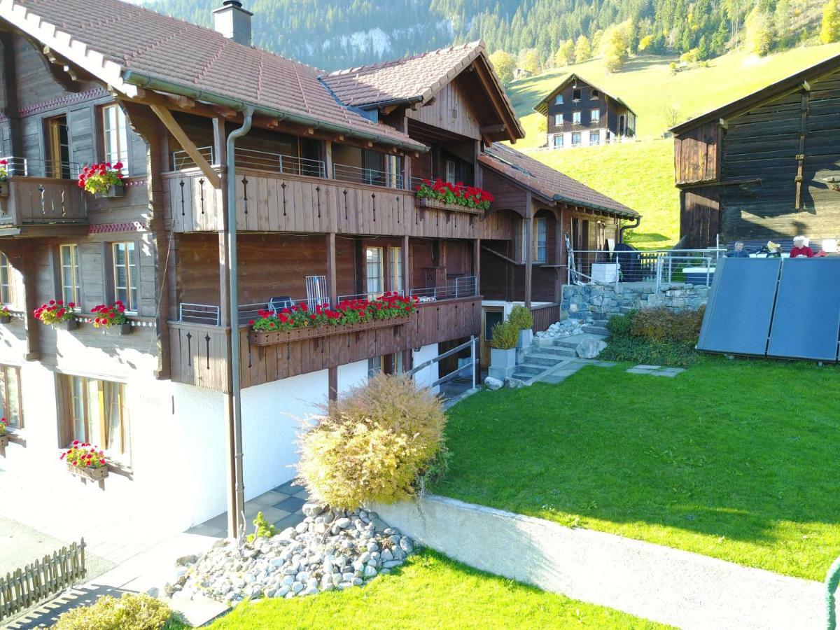 App. Seeblick Top Of Interlaken Beatenberg Exterior photo